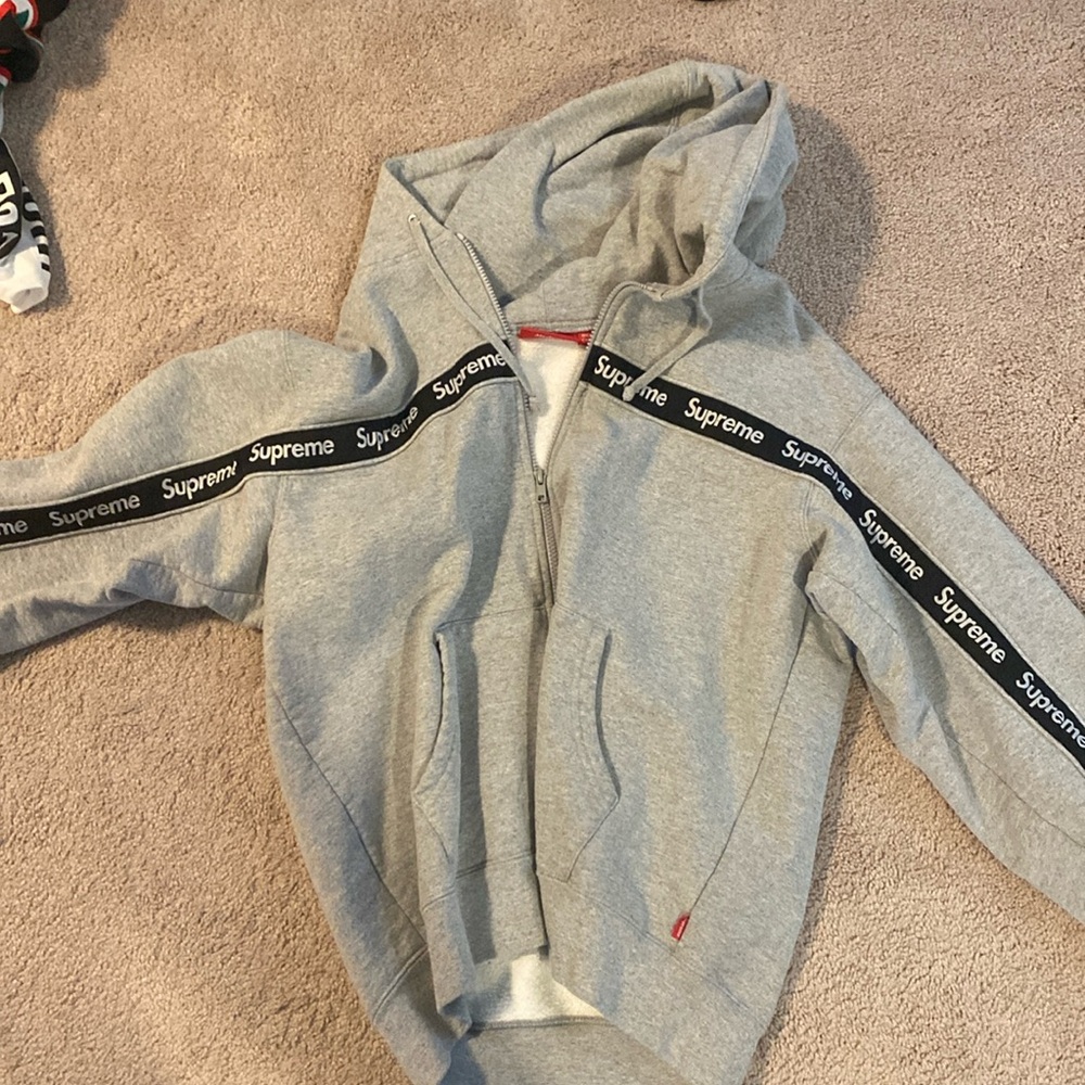 Supreme grey zip up size M